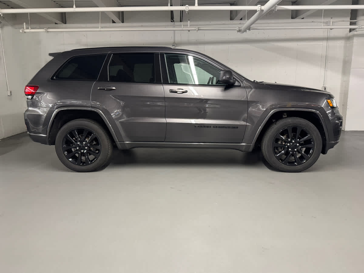 used 2020 Jeep Grand Cherokee car, priced at $26,498