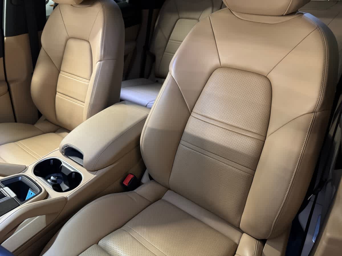 used 2021 Porsche Cayenne car, priced at $54,998