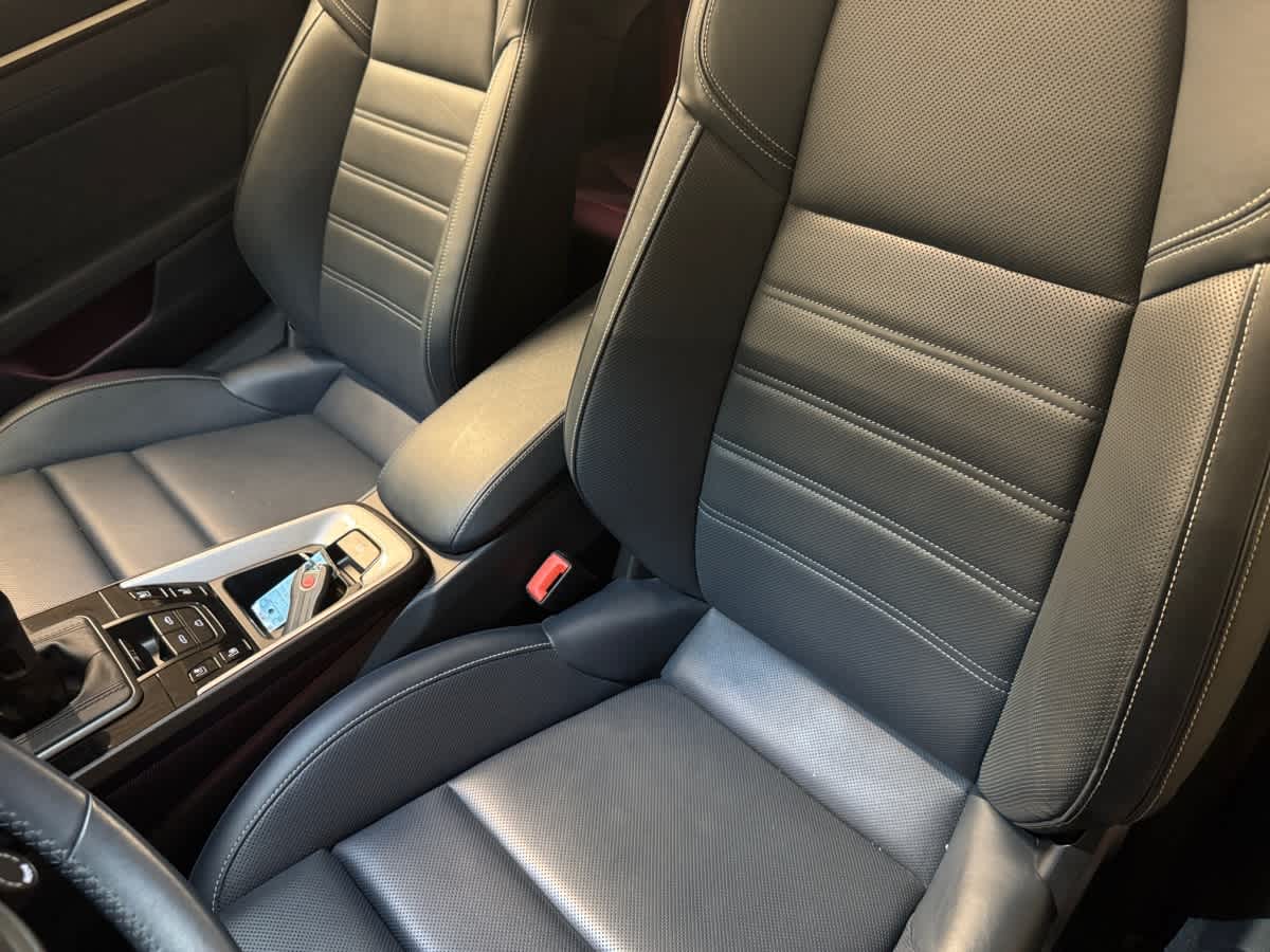 used 2022 Porsche 911 car, priced at $189,998