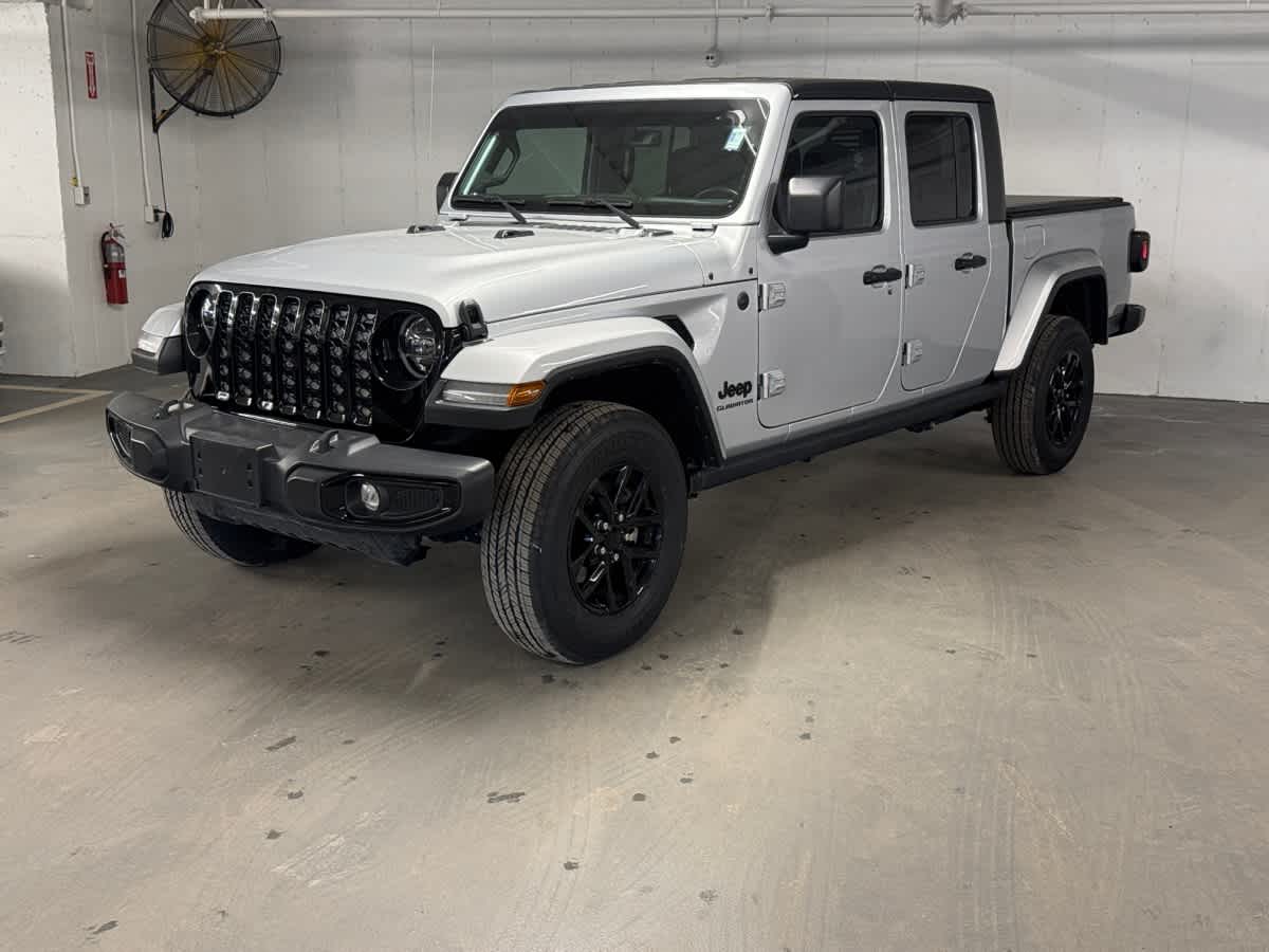 used 2022 Jeep Gladiator car, priced at $32,998