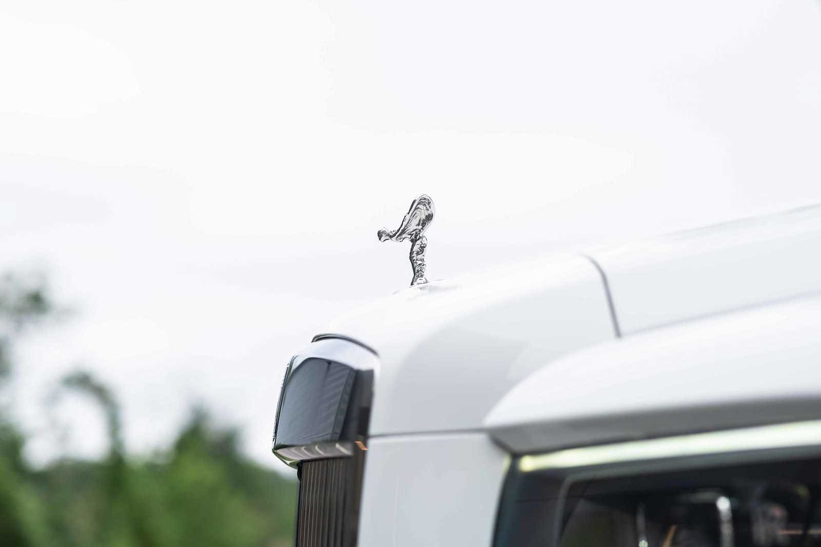 used 2023 Rolls-Royce Cullinan car, priced at $299,998