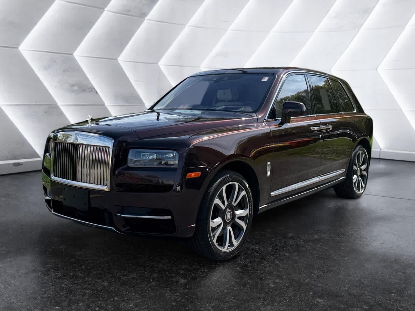 used 2019 Rolls-Royce Cullinan car, priced at $248,998