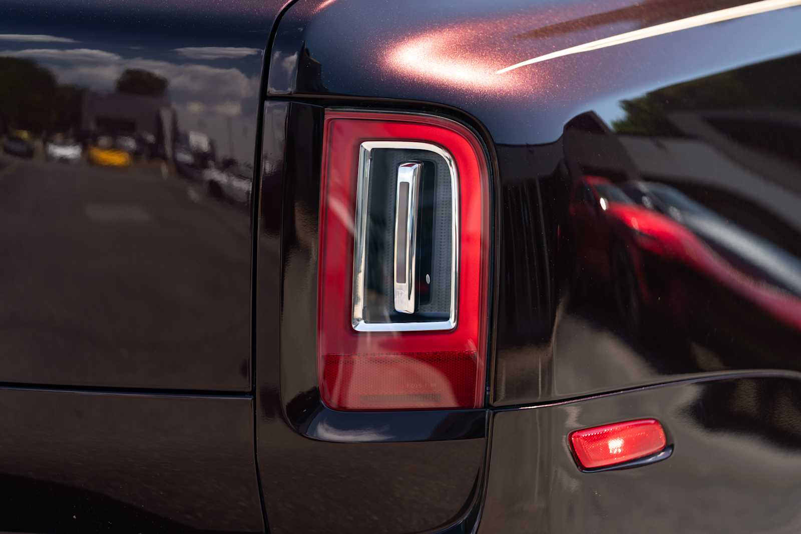 used 2019 Rolls-Royce Cullinan car, priced at $239,998