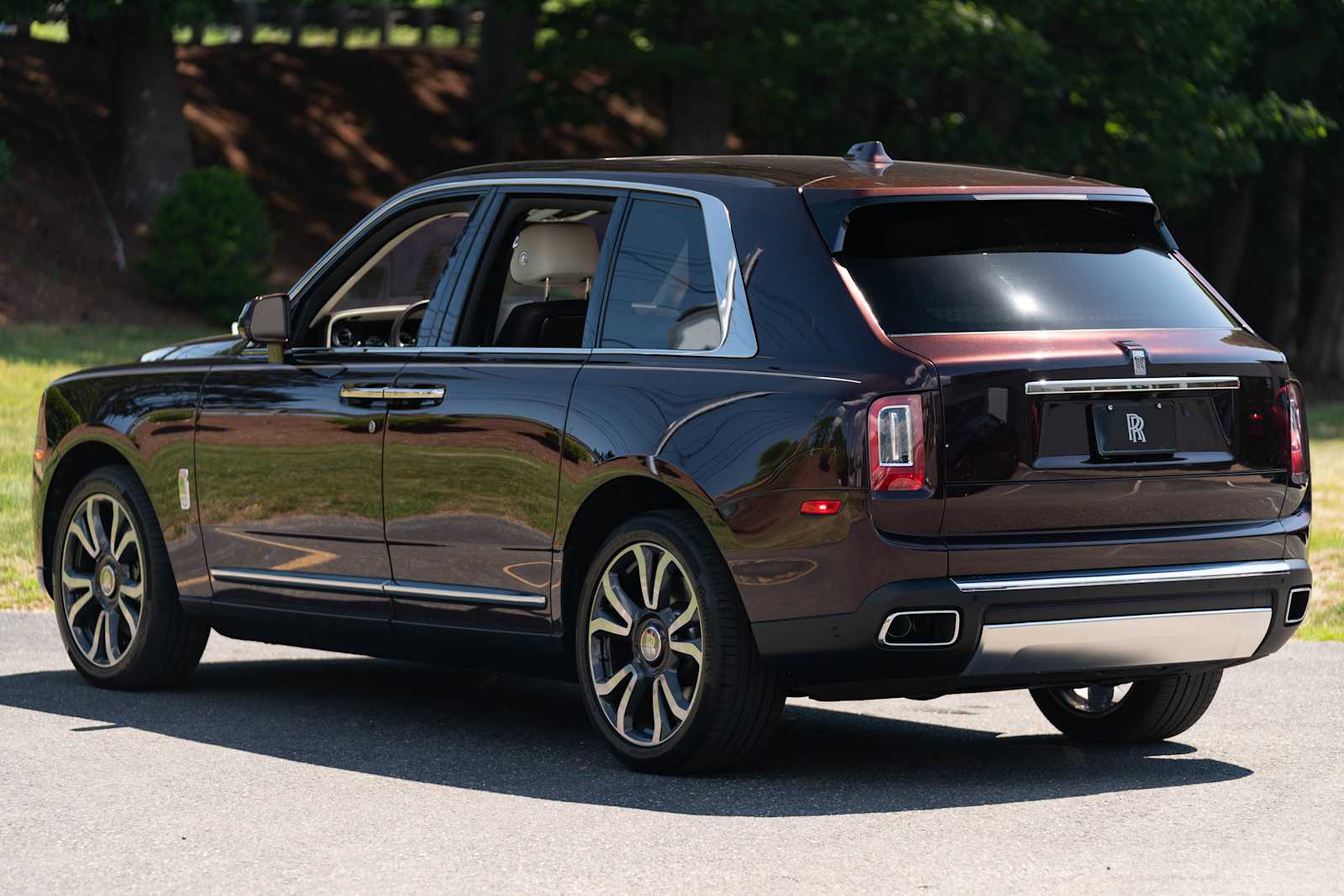 used 2019 Rolls-Royce Cullinan car, priced at $239,998