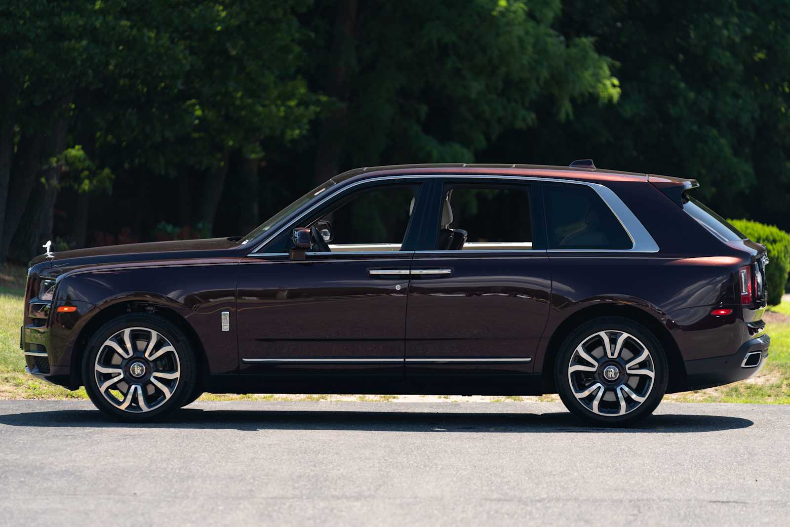 used 2019 Rolls-Royce Cullinan car, priced at $239,998