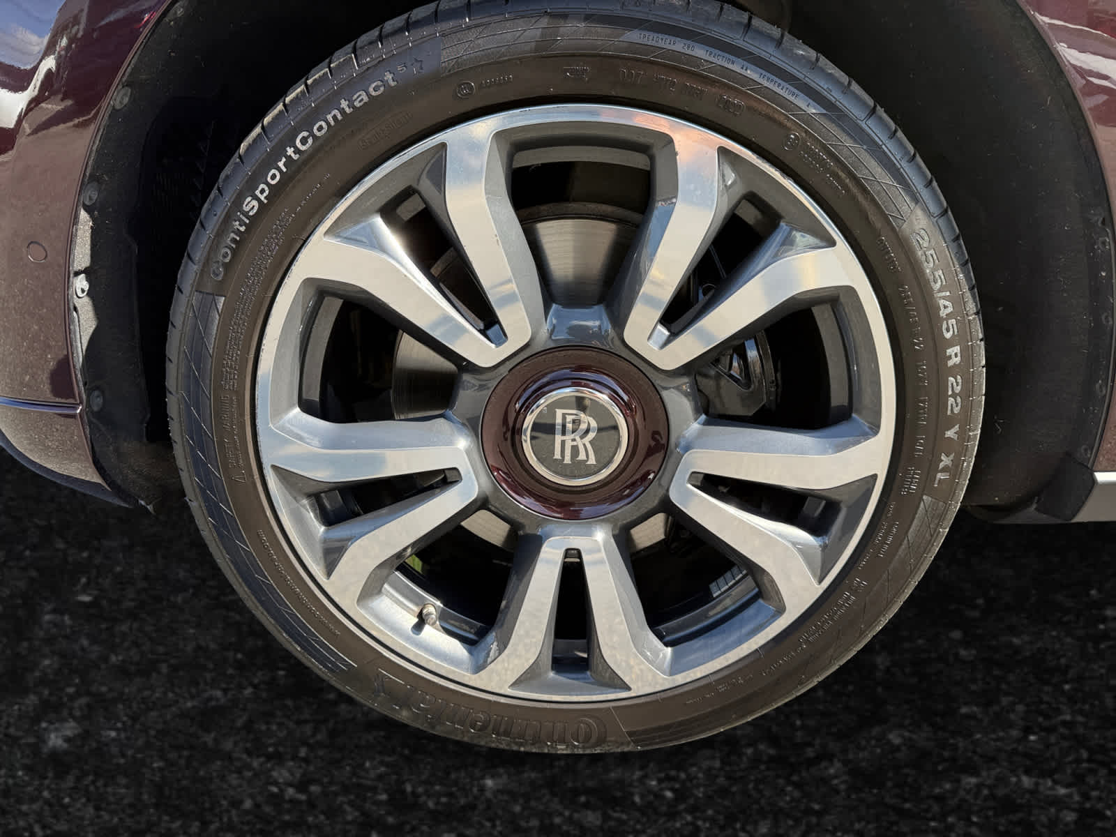 used 2019 Rolls-Royce Cullinan car, priced at $248,998