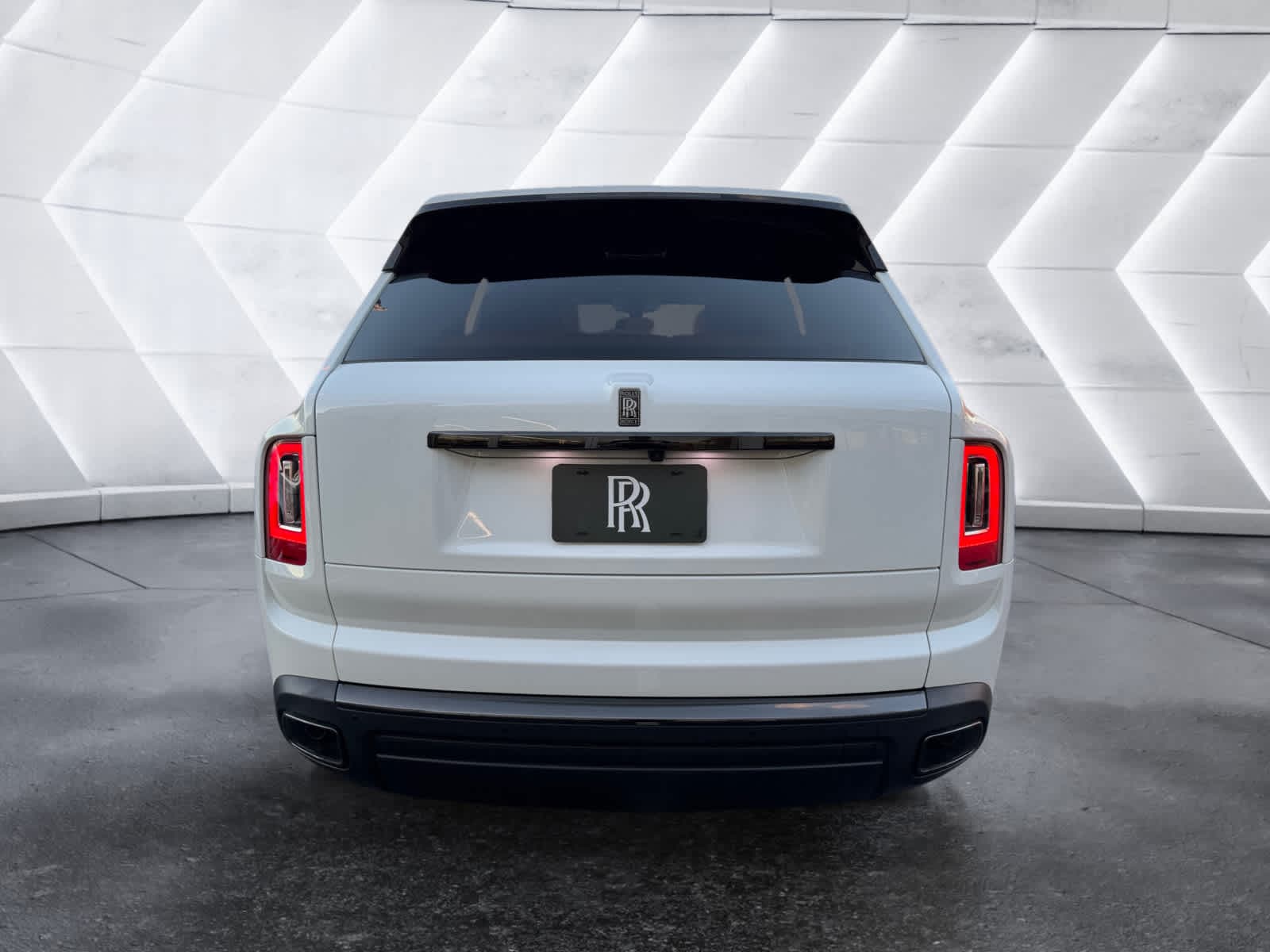 used 2023 Rolls-Royce Cullinan car, priced at $388,898