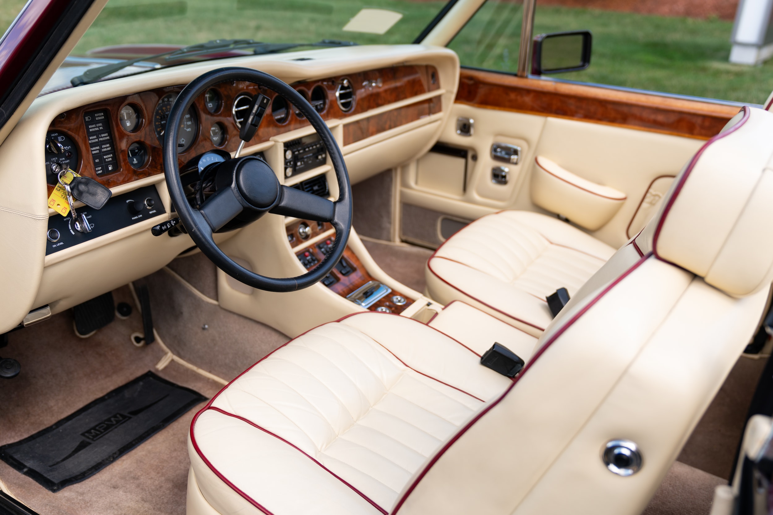 used 1986 Rolls-Royce Corniche II car, priced at $89,998