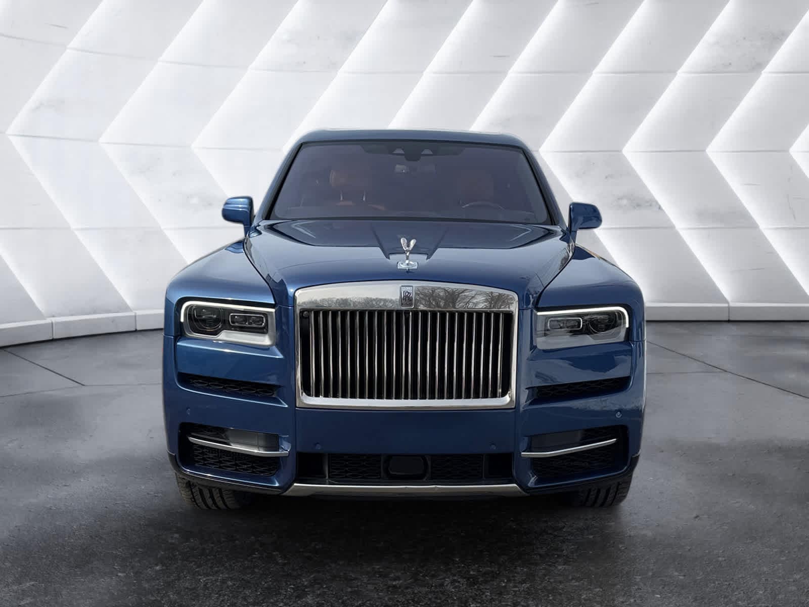 used 2022 Rolls-Royce Cullinan car, priced at $293,998