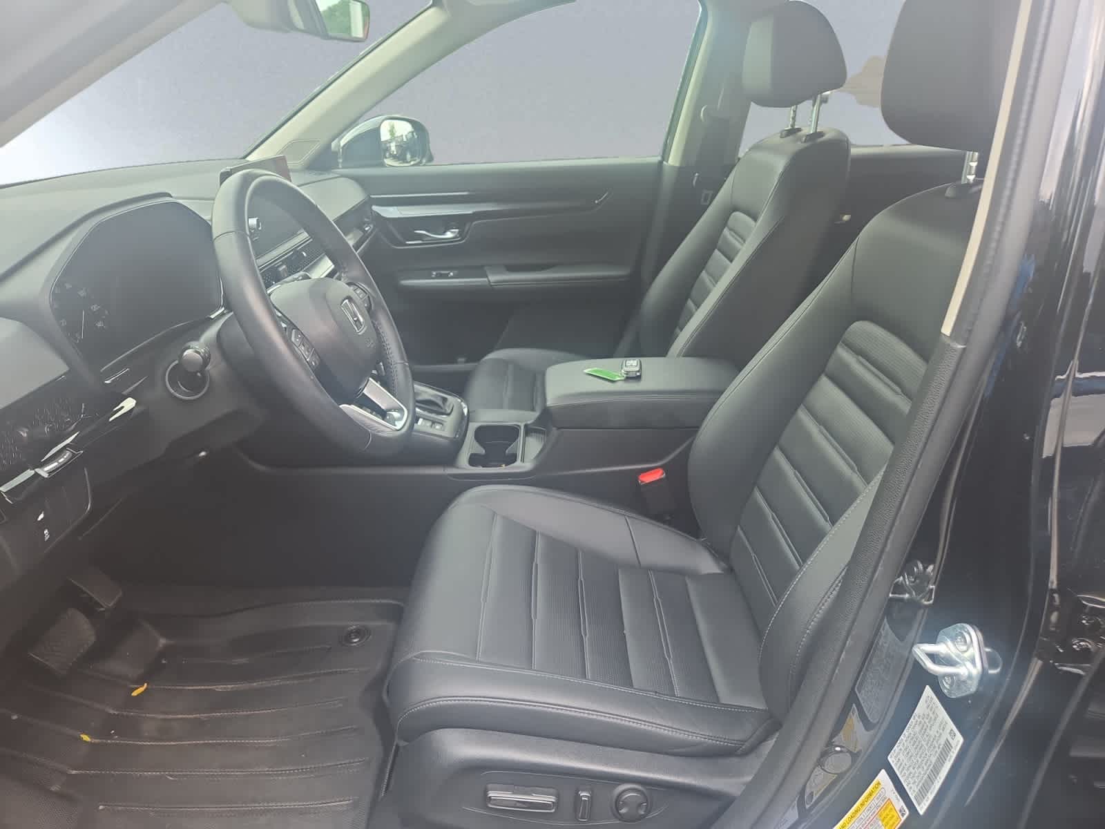 used 2025 Honda CR-V car, priced at $35,998