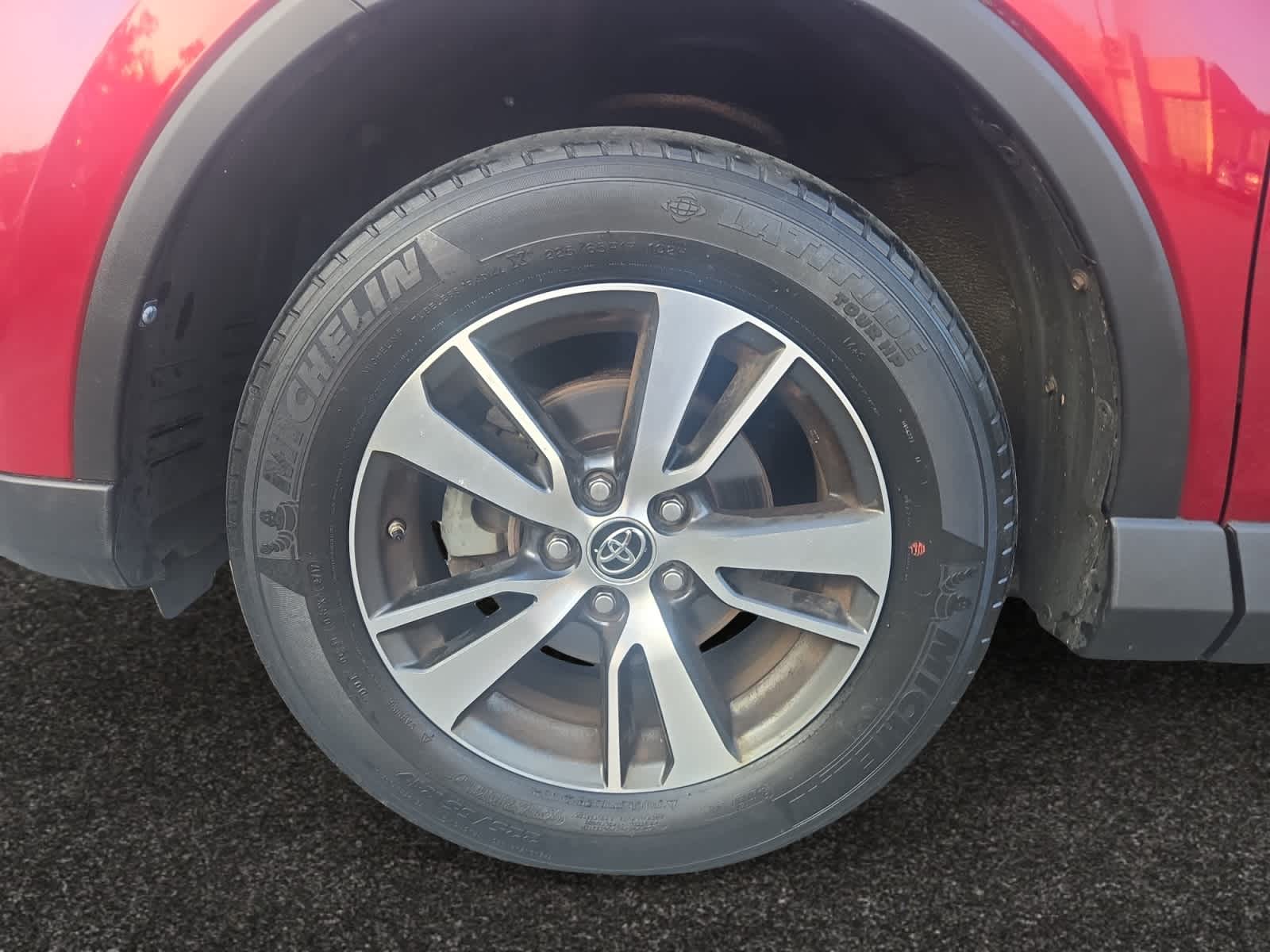 used 2018 Toyota RAV4 car, priced at $22,998
