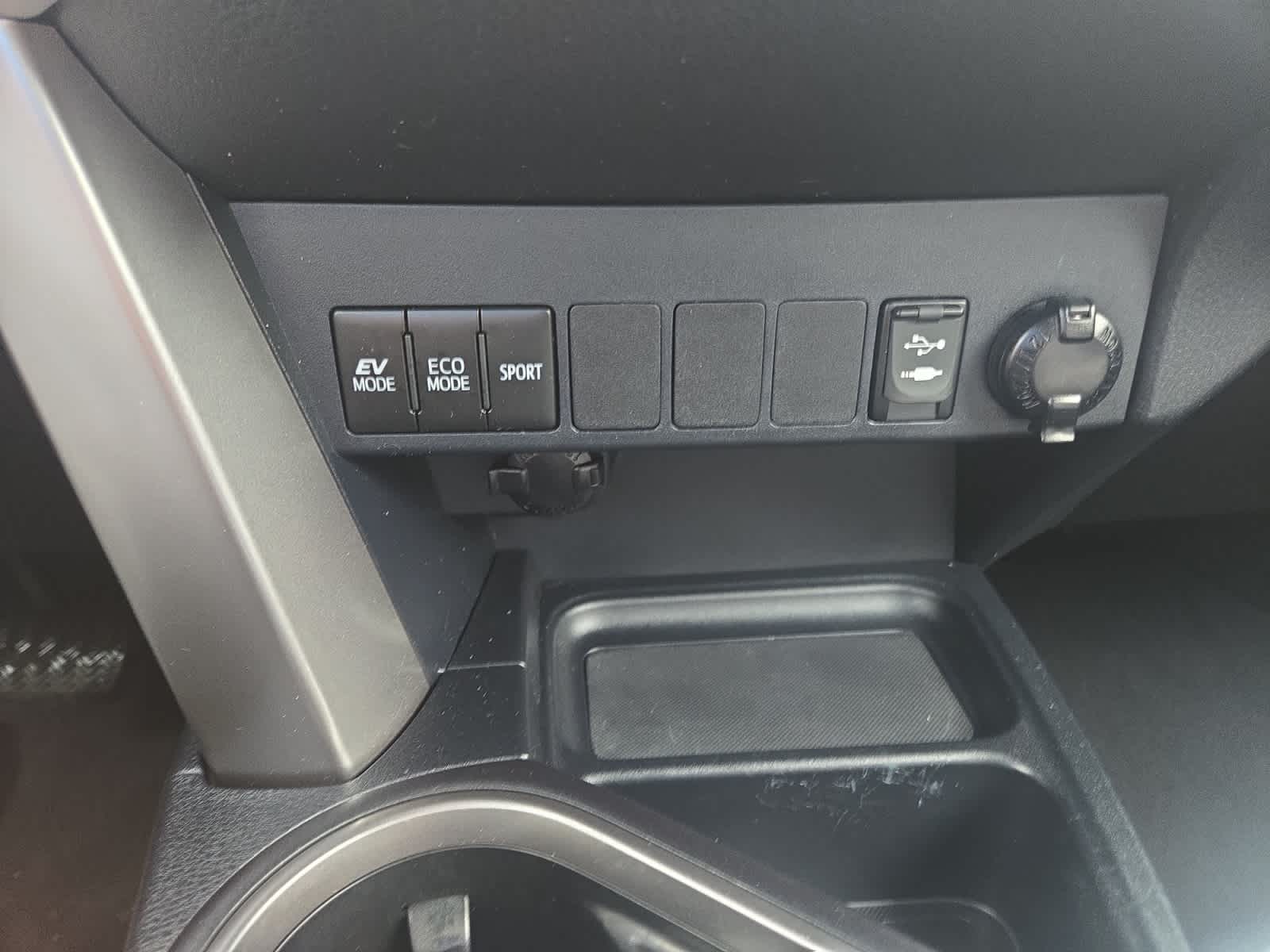 used 2017 Toyota RAV4 Hybrid car, priced at $29,998