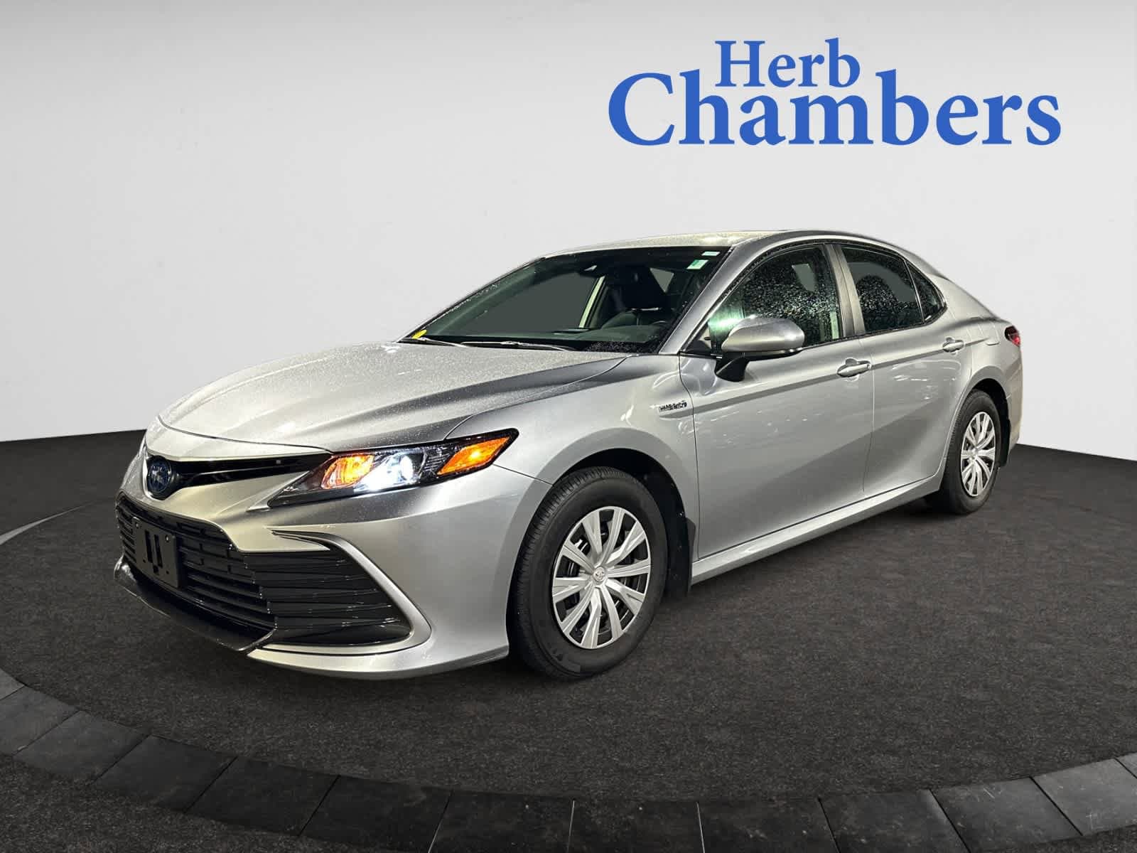 used 2021 Toyota Camry Hybrid car, priced at $27,998