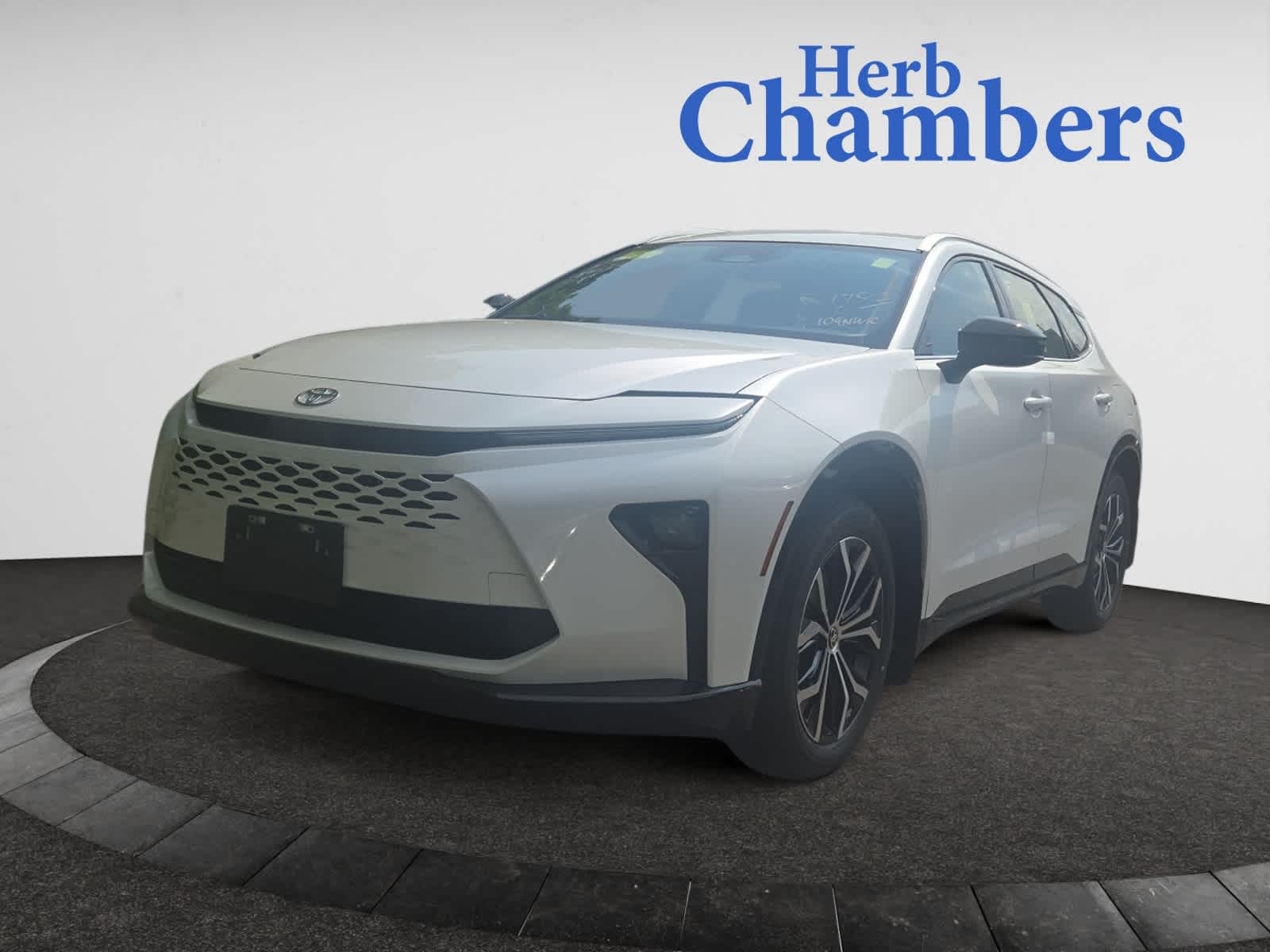 new 2025 Toyota Crown Signia car, priced at $46,575