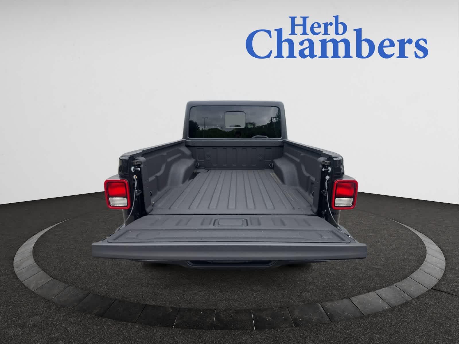 used 2021 Jeep Gladiator car, priced at $33,998