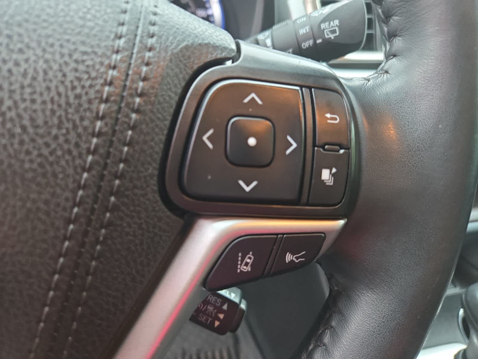 used 2019 Toyota Highlander car, priced at $29,998