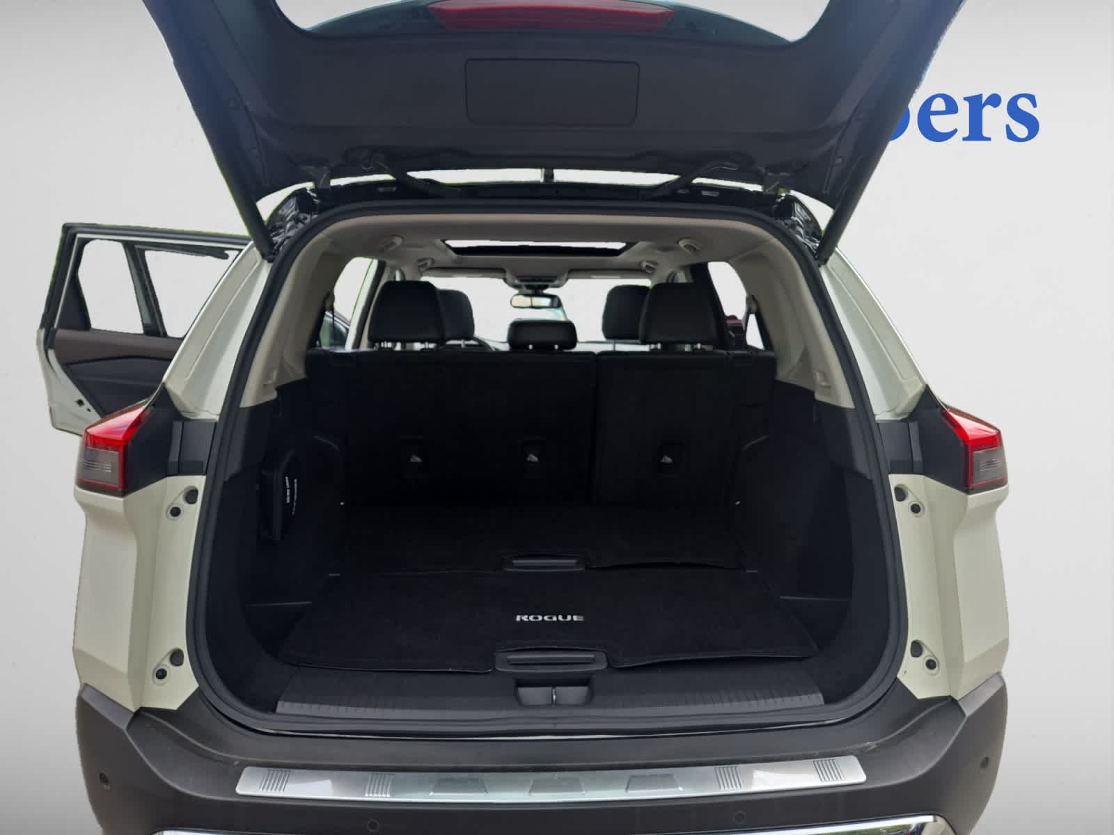 used 2021 Nissan Rogue car, priced at $33,998