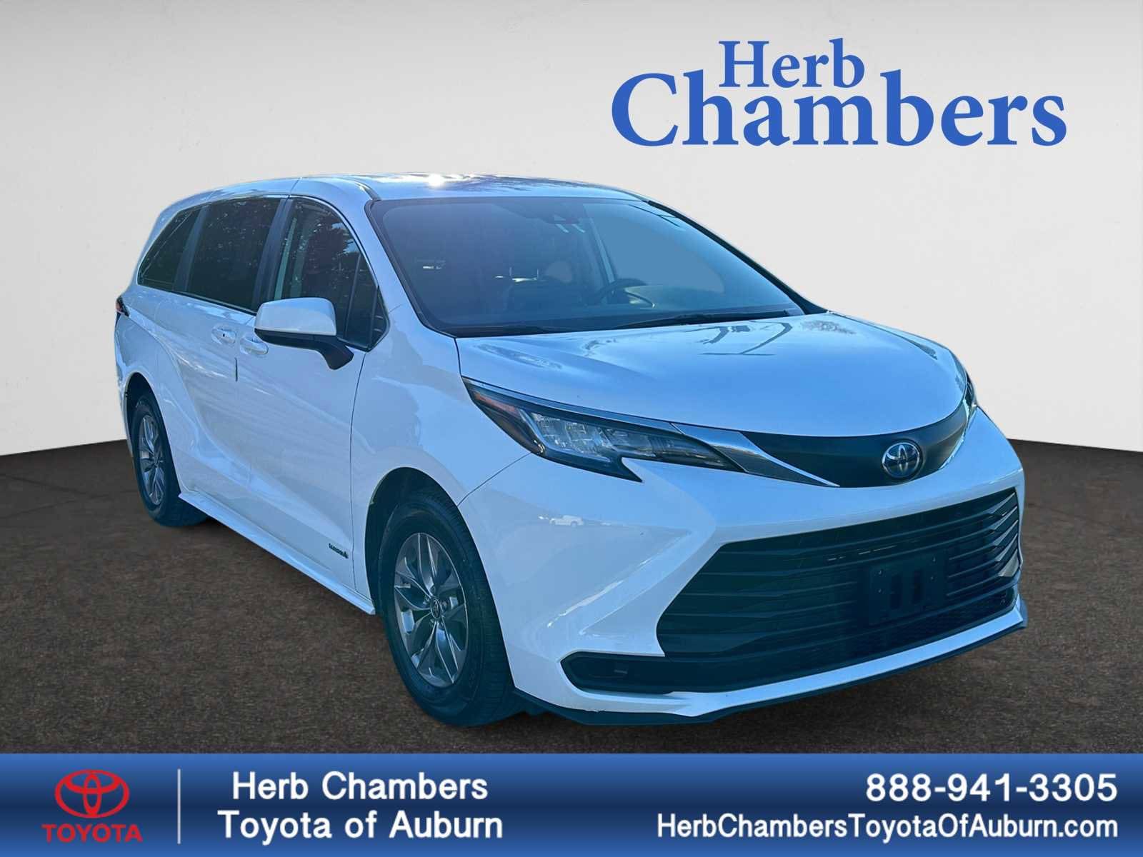 used 2021 Toyota Sienna HV car, priced at $29,998