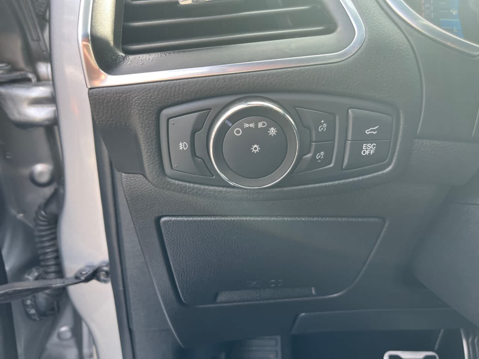 used 2021 Ford Edge car, priced at $29,998
