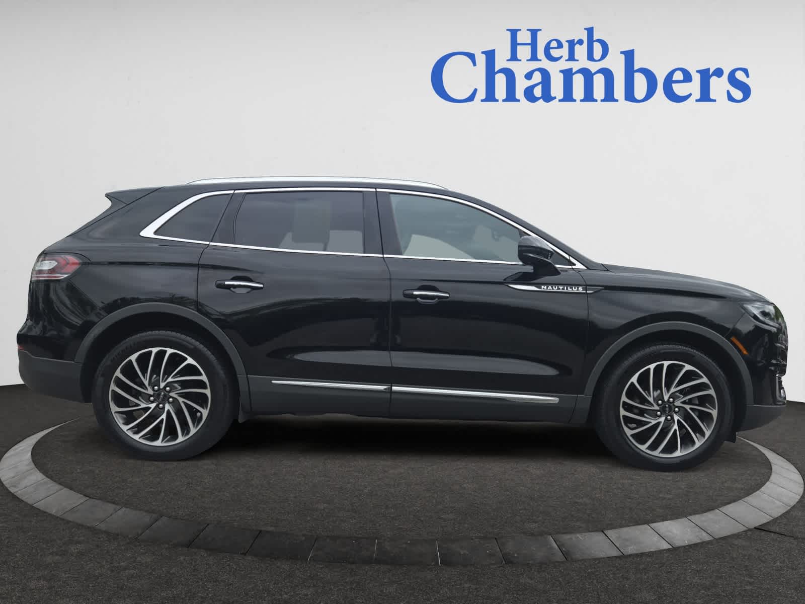 used 2019 Lincoln Nautilus car, priced at $29,998