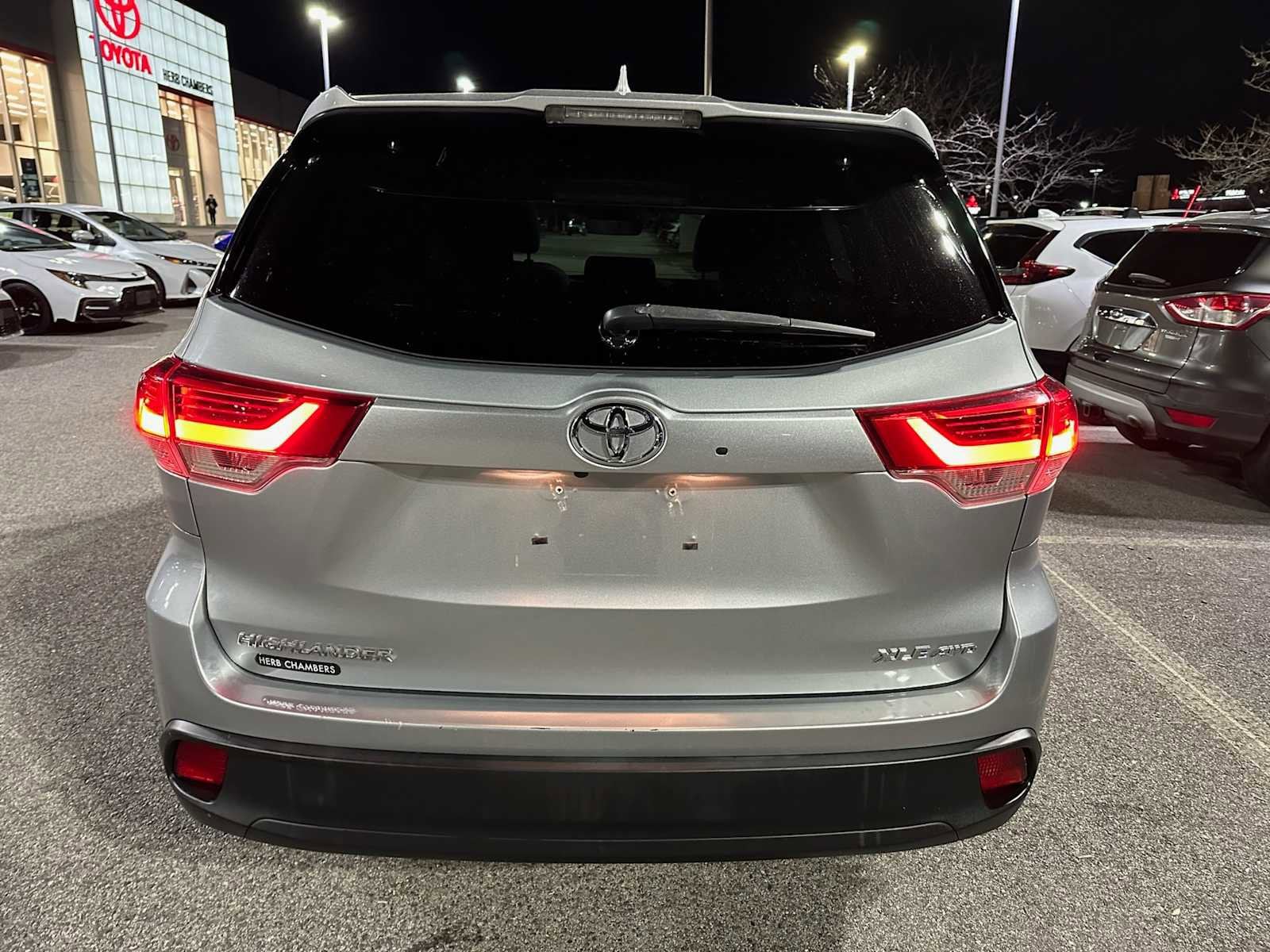 used 2017 Toyota Highlander car, priced at $27,998