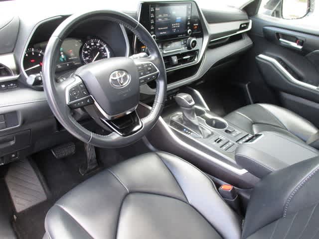 used 2021 Toyota Highlander car, priced at $38,998