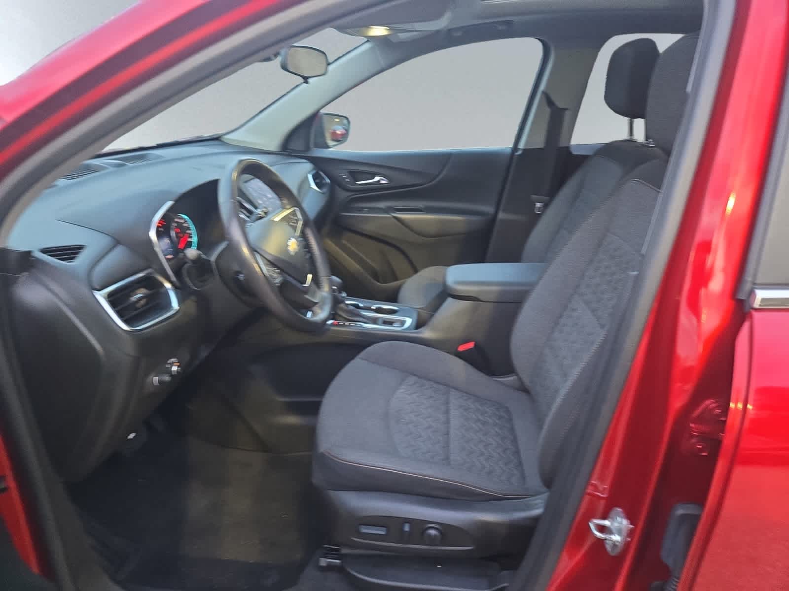 used 2022 Chevrolet Equinox car, priced at $24,998