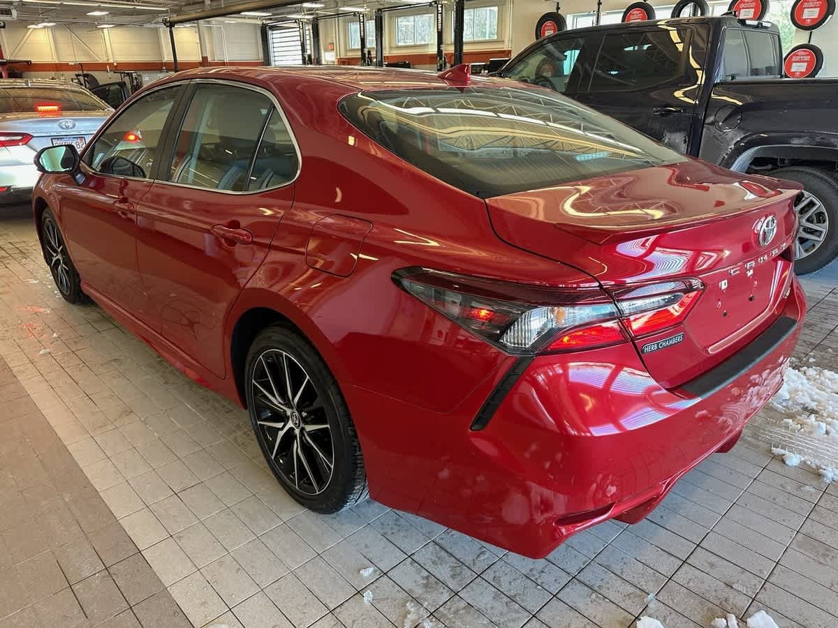 used 2021 Toyota Camry car, priced at $26,998