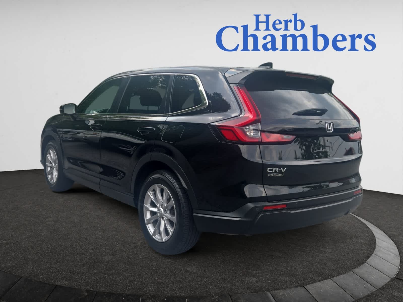 used 2025 Honda CR-V car, priced at $35,998
