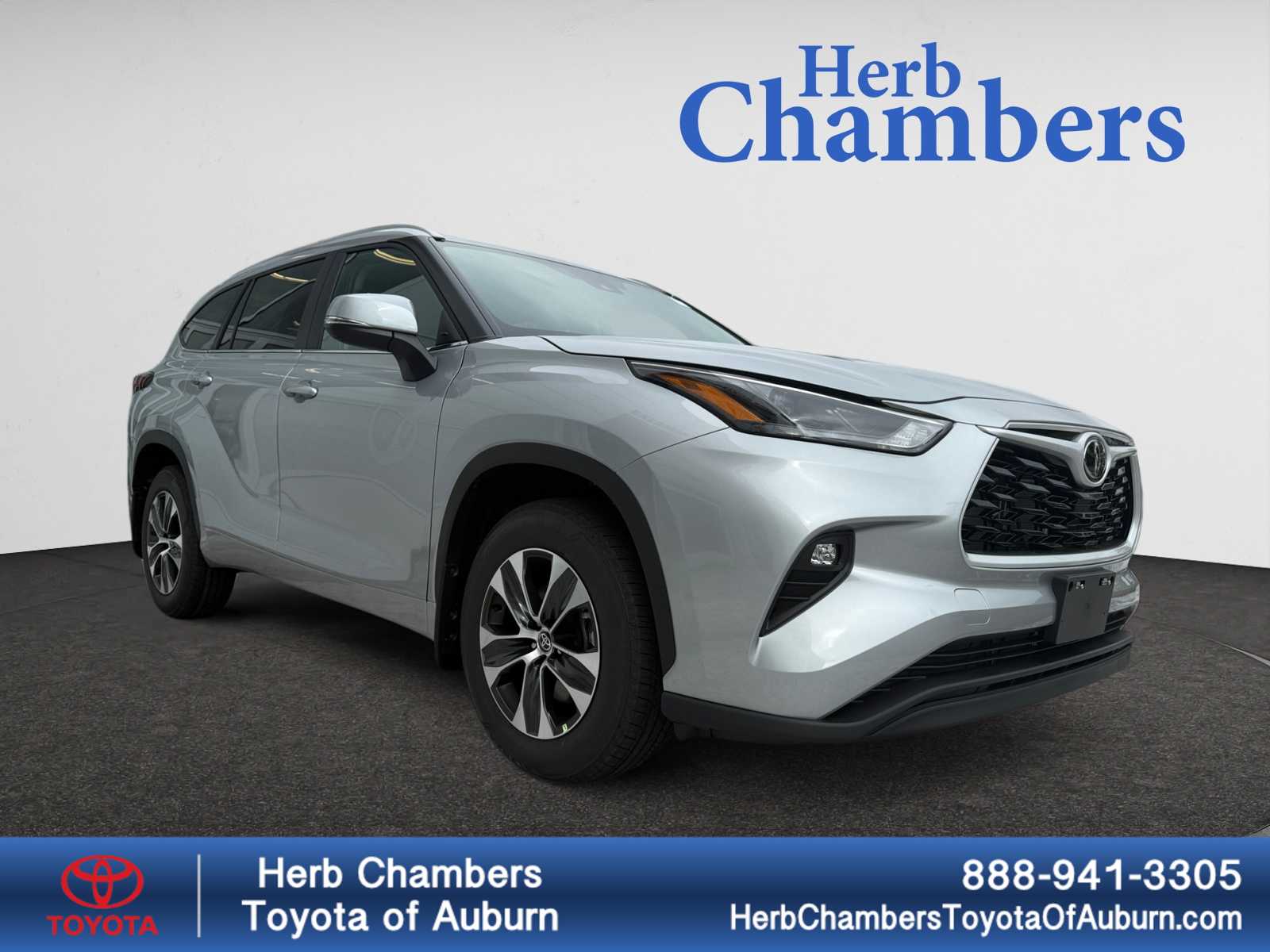 new 2025 Toyota Highlander car, priced at $47,582