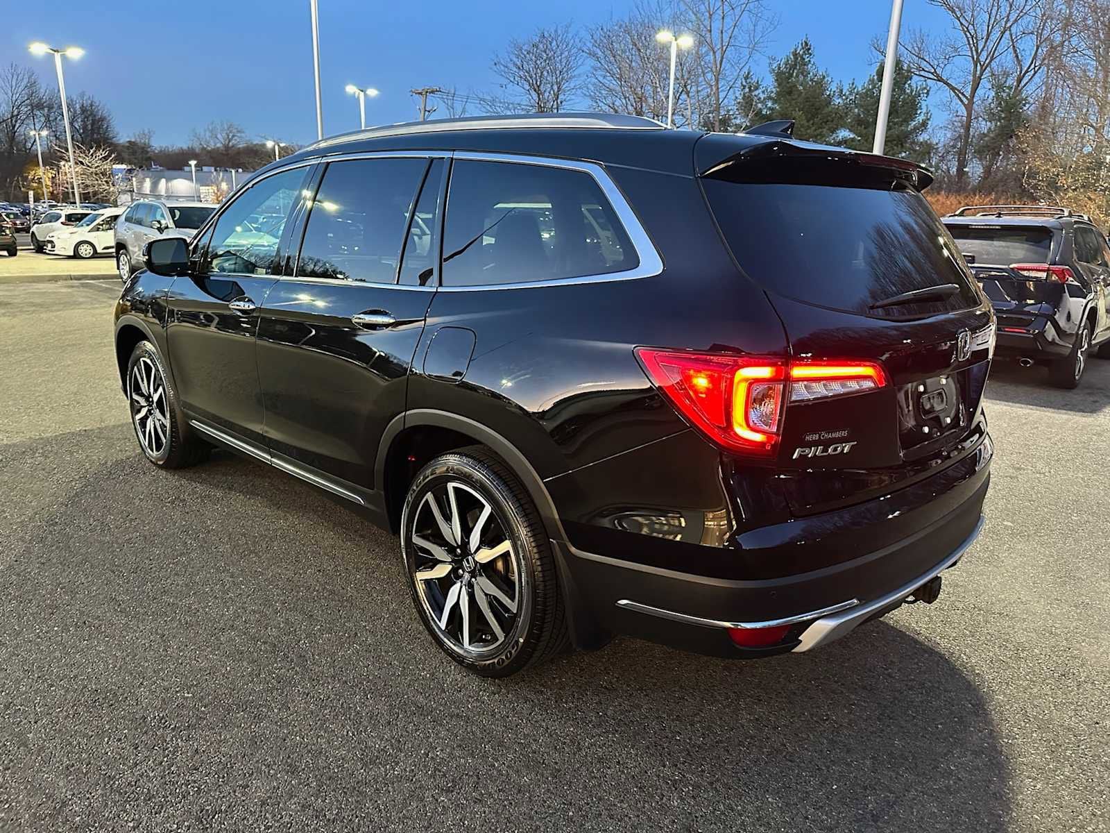 used 2021 Honda Pilot car, priced at $37,998