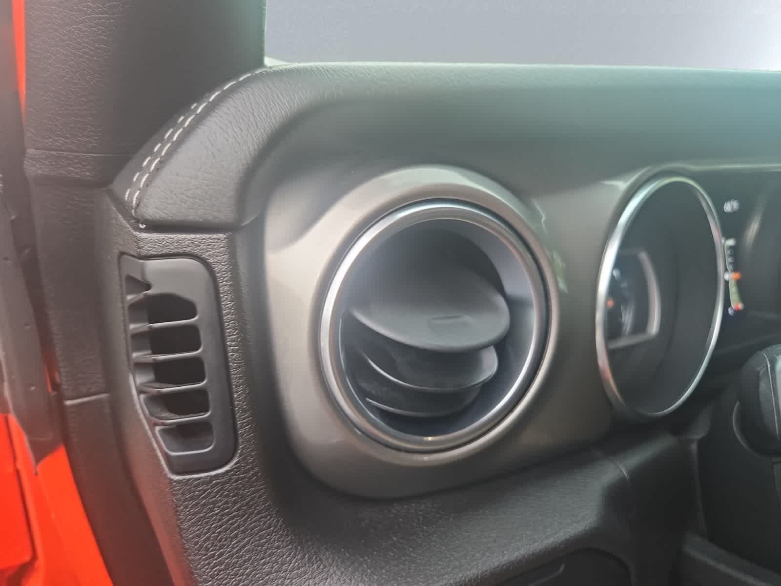 used 2019 Jeep Wrangler Unlimited car, priced at $32,998
