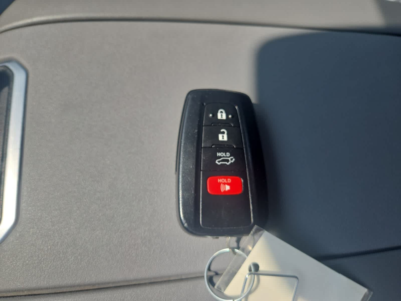 used 2023 Toyota Highlander car, priced at $39,998