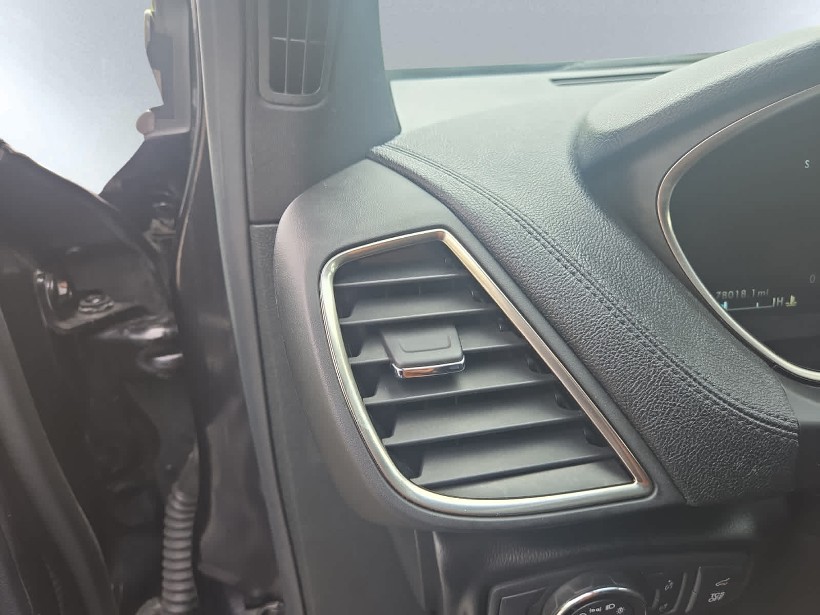 used 2019 Lincoln Nautilus car, priced at $29,998
