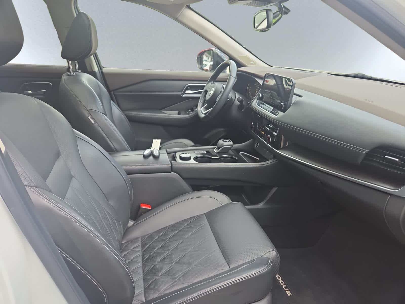 used 2021 Nissan Rogue car, priced at $33,998