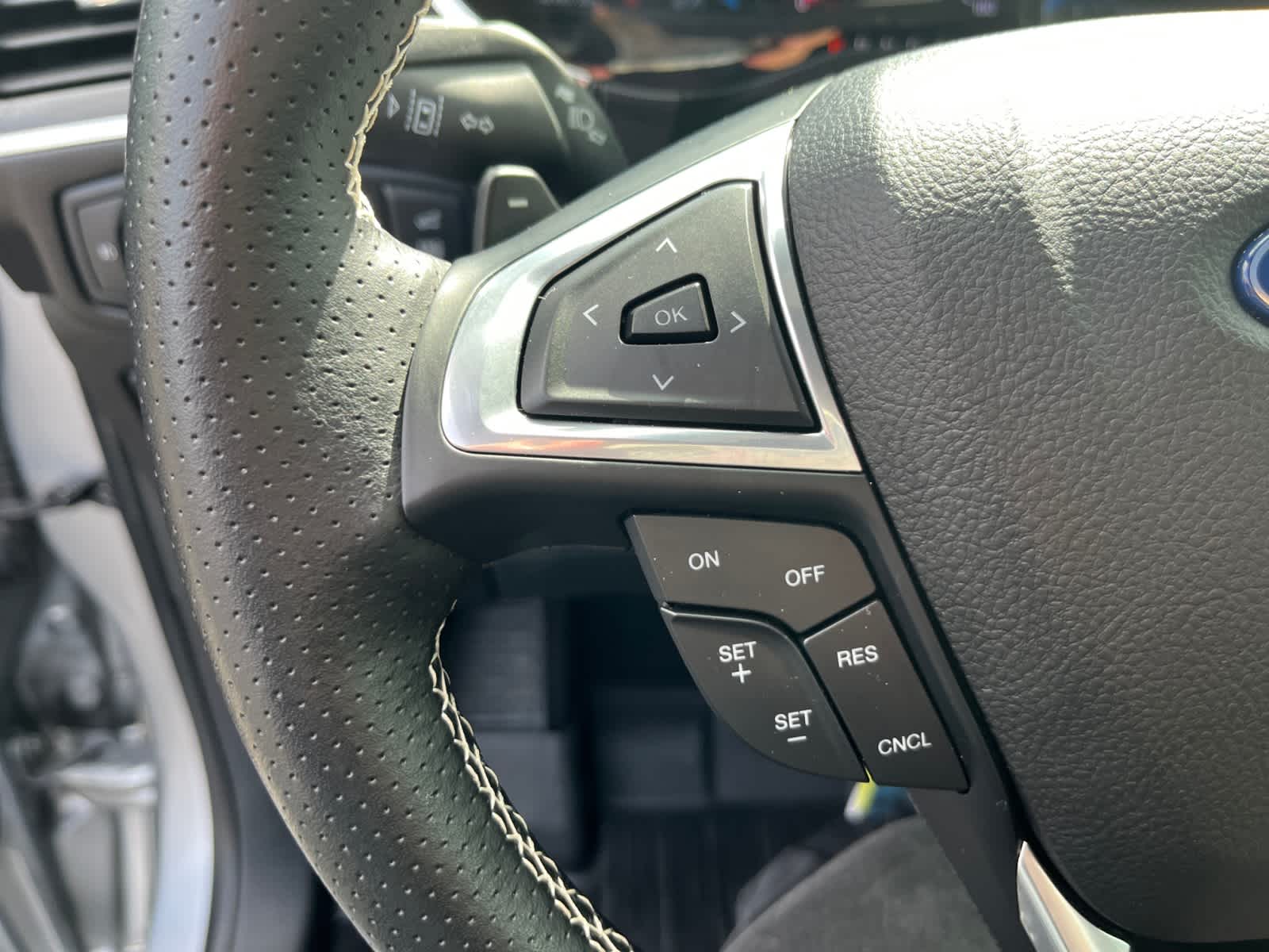 used 2021 Ford Edge car, priced at $29,998