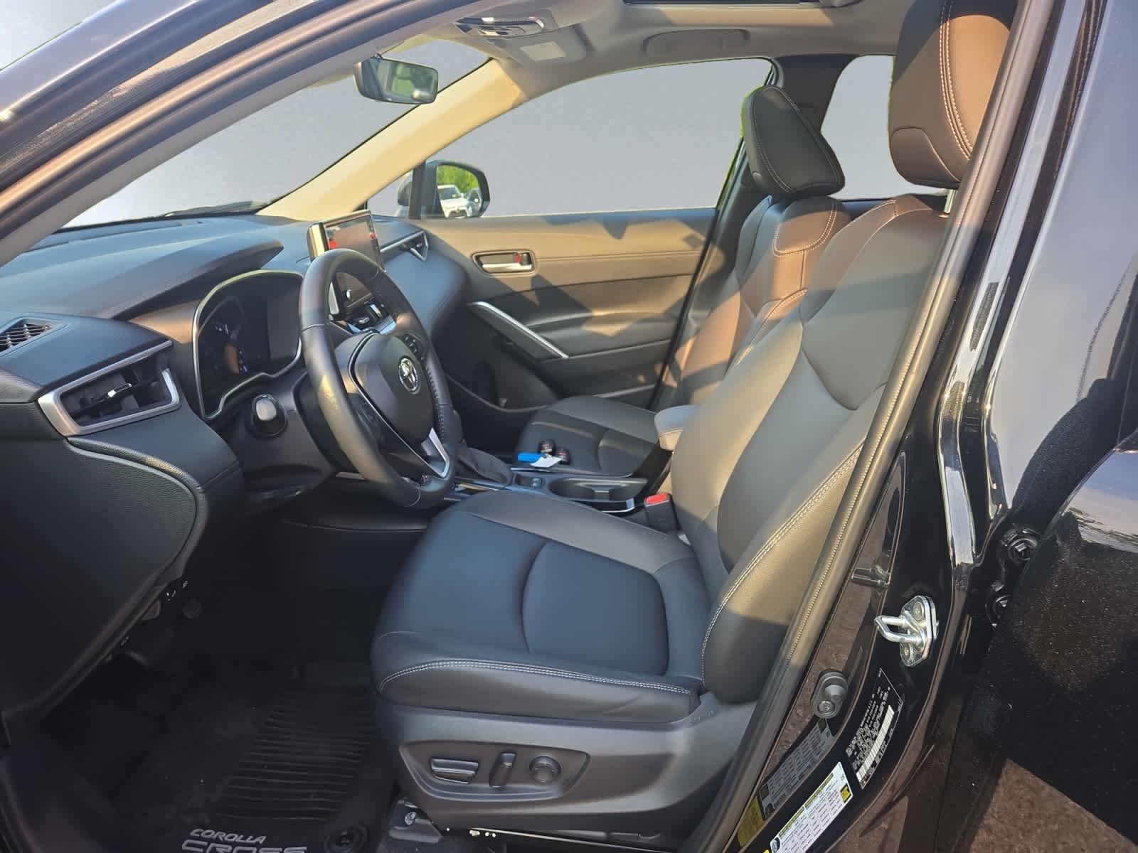used 2022 Toyota Corolla Cross car, priced at $32,998