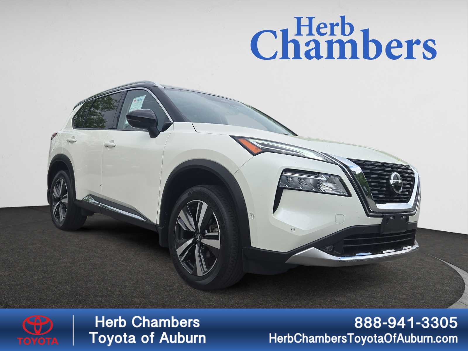 used 2021 Nissan Rogue car, priced at $33,998