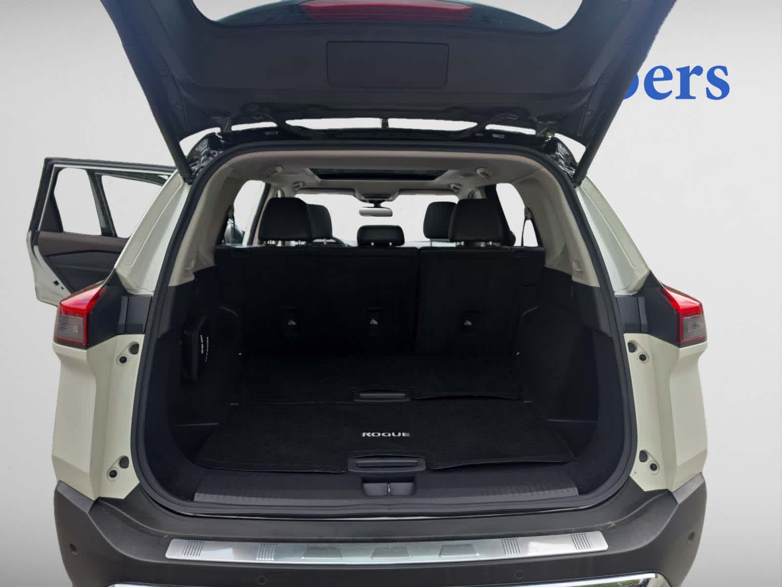 used 2021 Nissan Rogue car, priced at $33,998