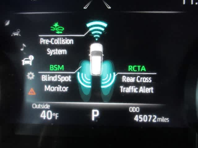 used 2021 Toyota Highlander car, priced at $38,998