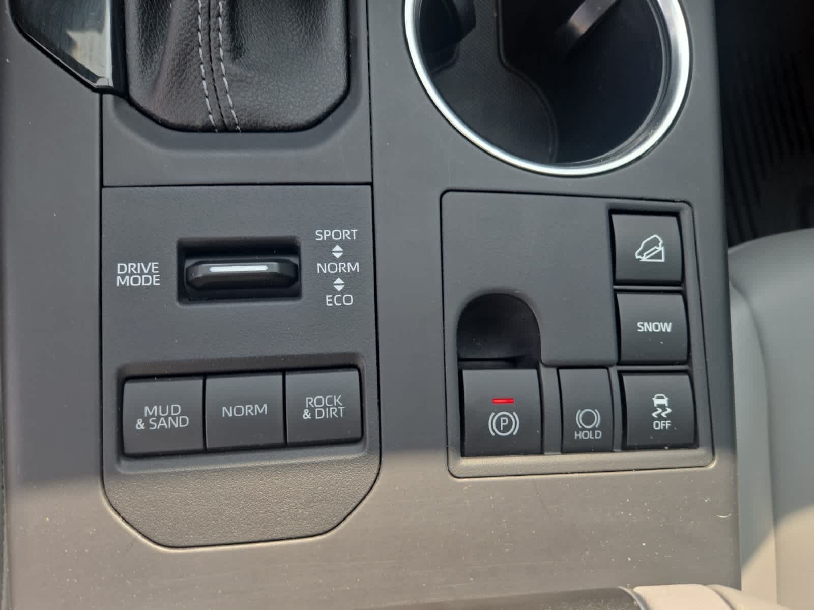 used 2023 Toyota Highlander car, priced at $39,998