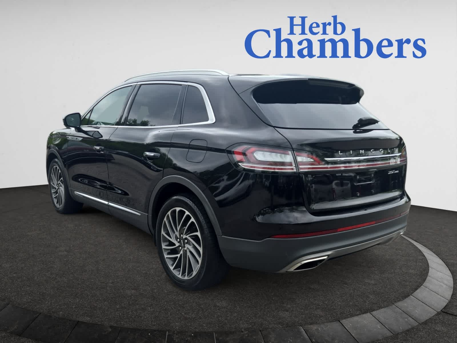 used 2019 Lincoln Nautilus car, priced at $29,998