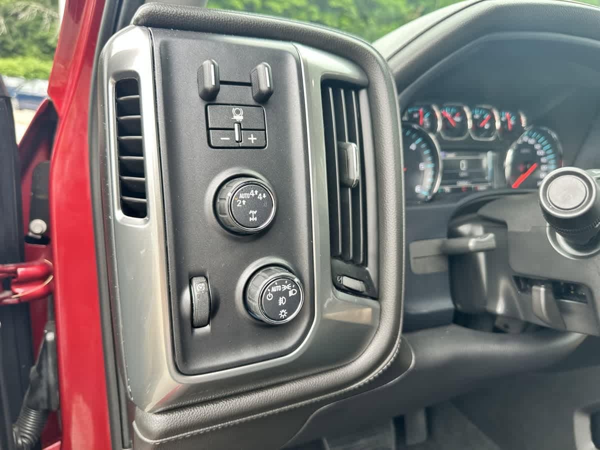 used 2018 Chevrolet Silverado 1500 car, priced at $35,998