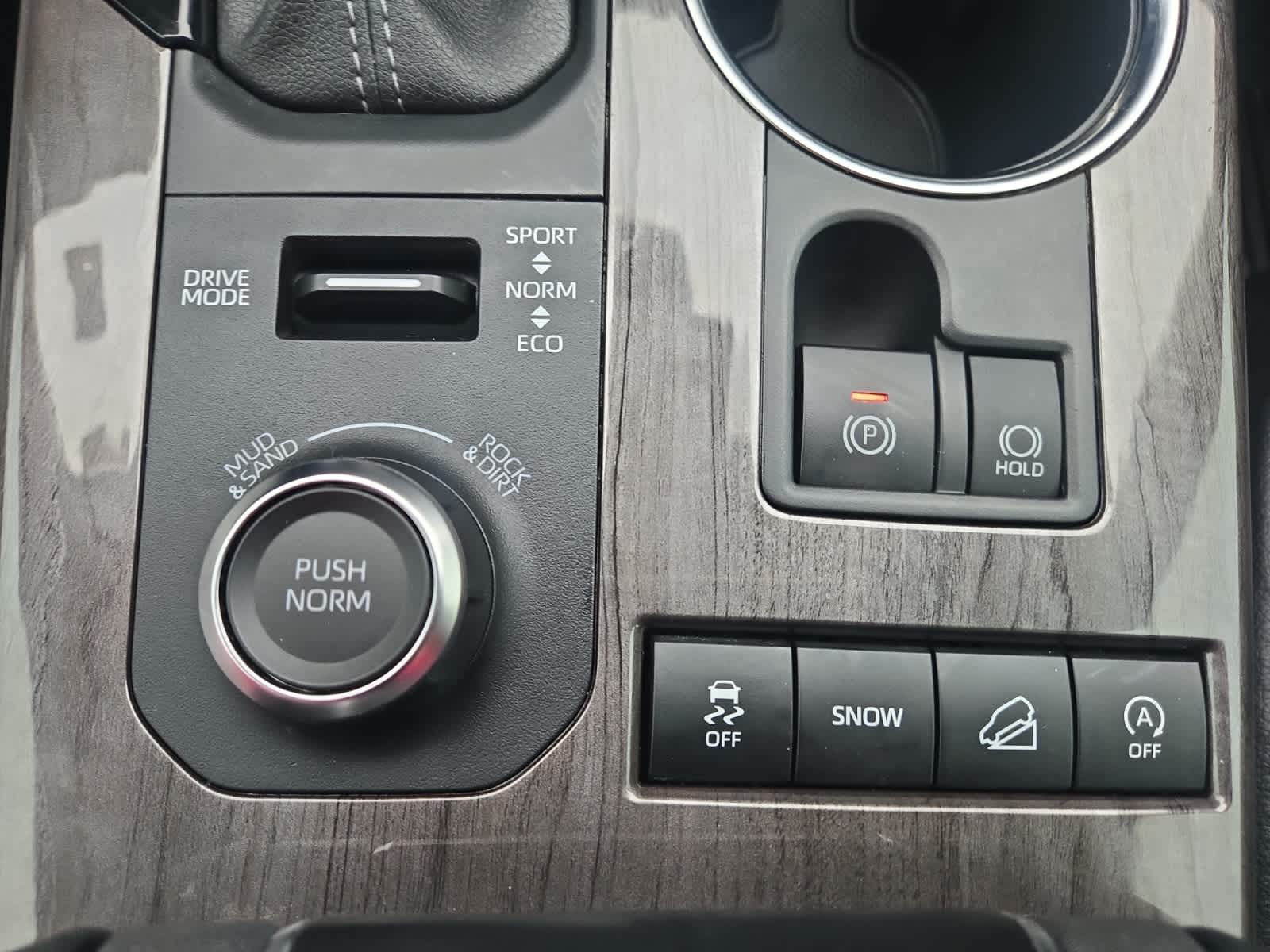 used 2022 Toyota Highlander car, priced at $46,998