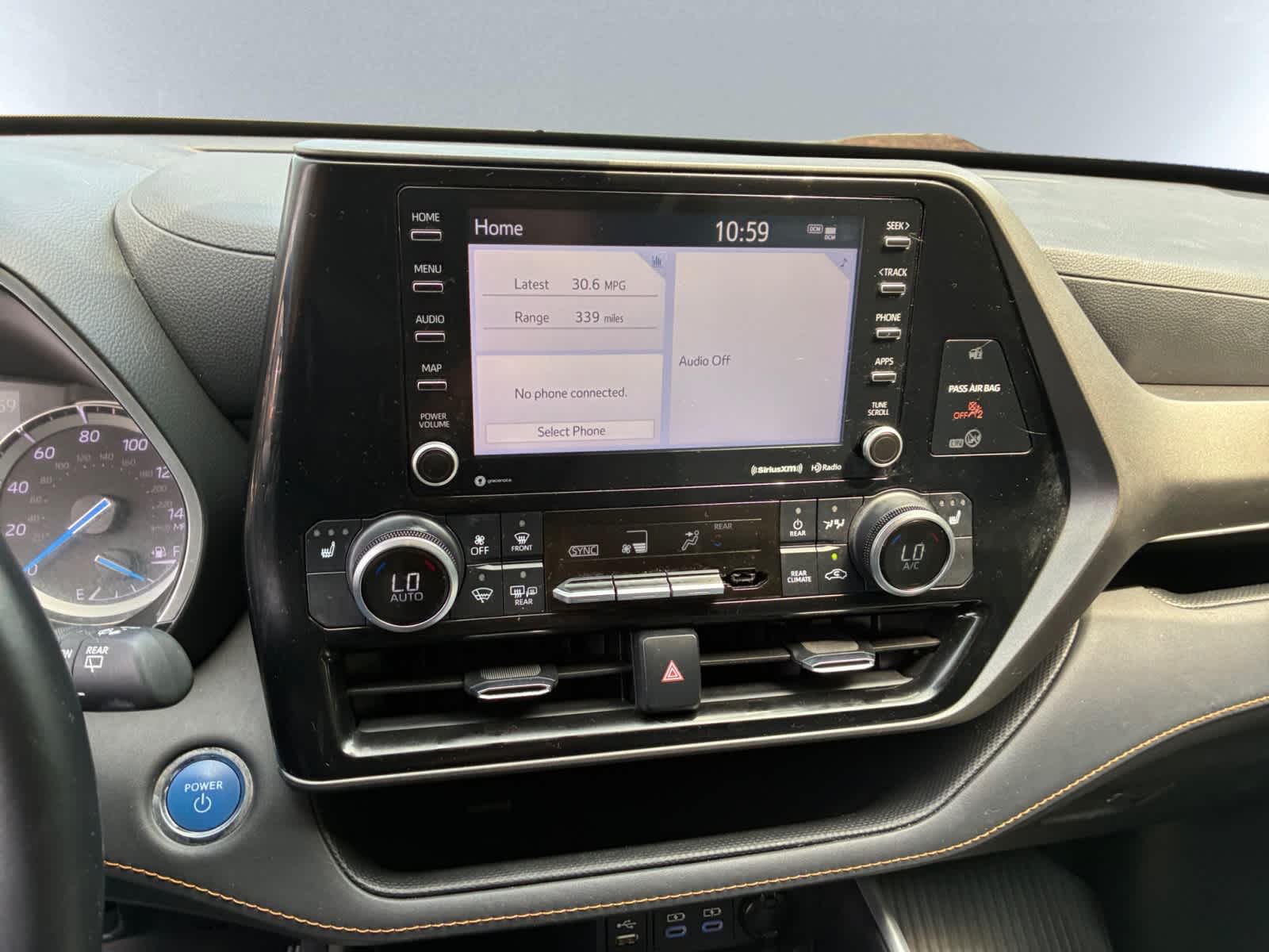 used 2022 Toyota Highlander car, priced at $39,998
