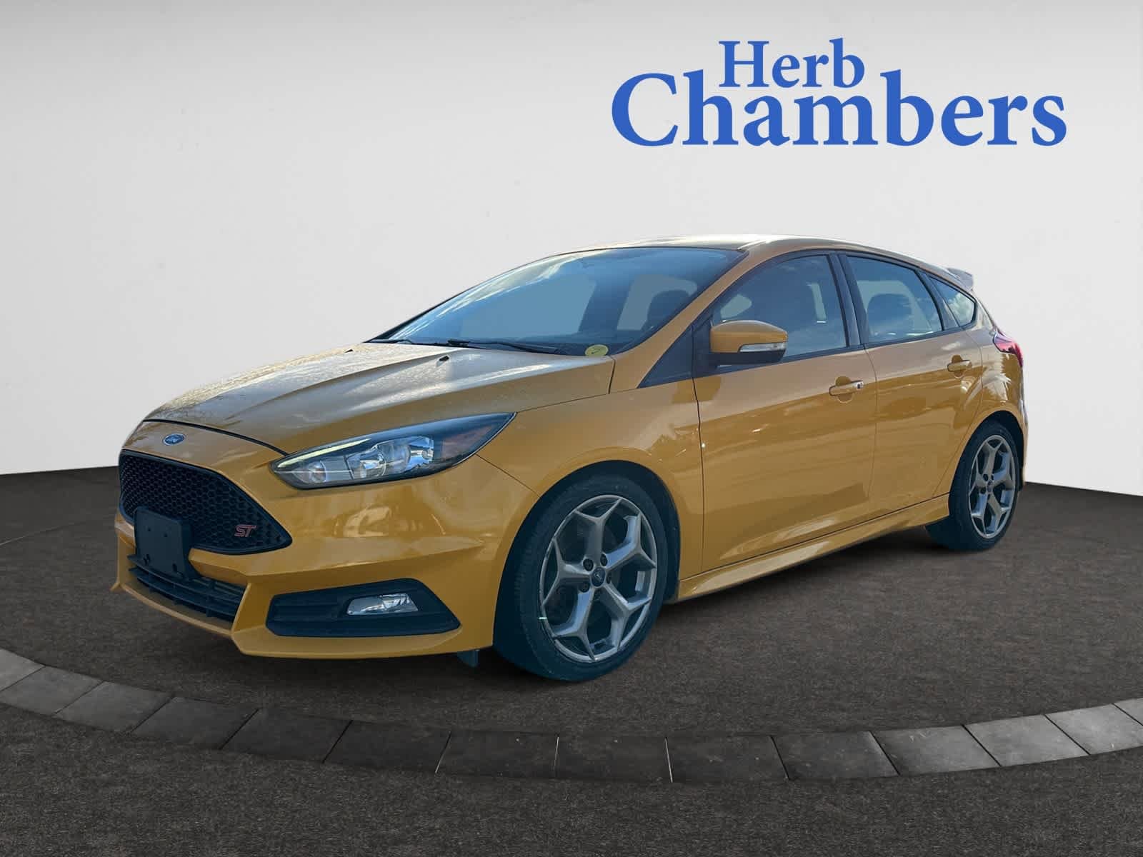 used 2015 Ford Focus car, priced at $16,998