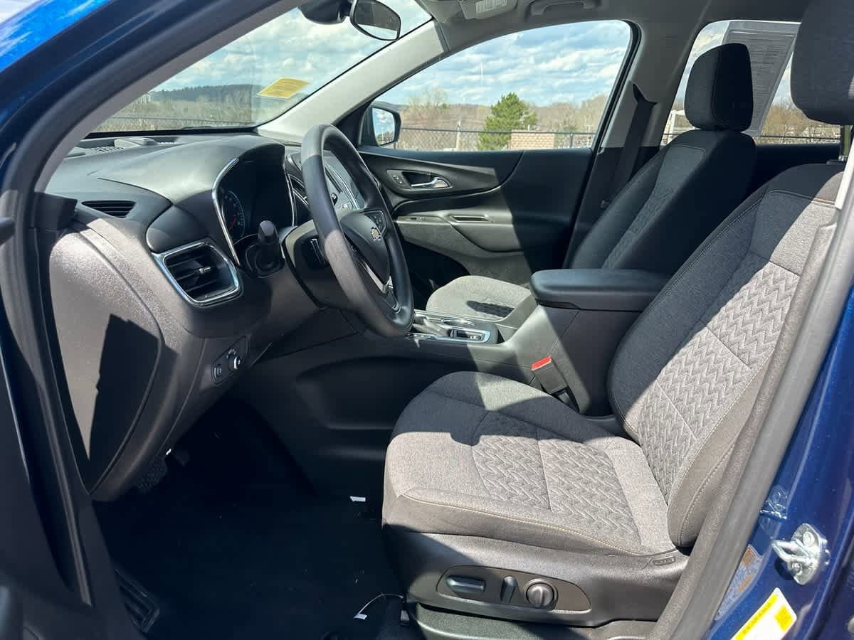 used 2023 Chevrolet Equinox car, priced at $29,998