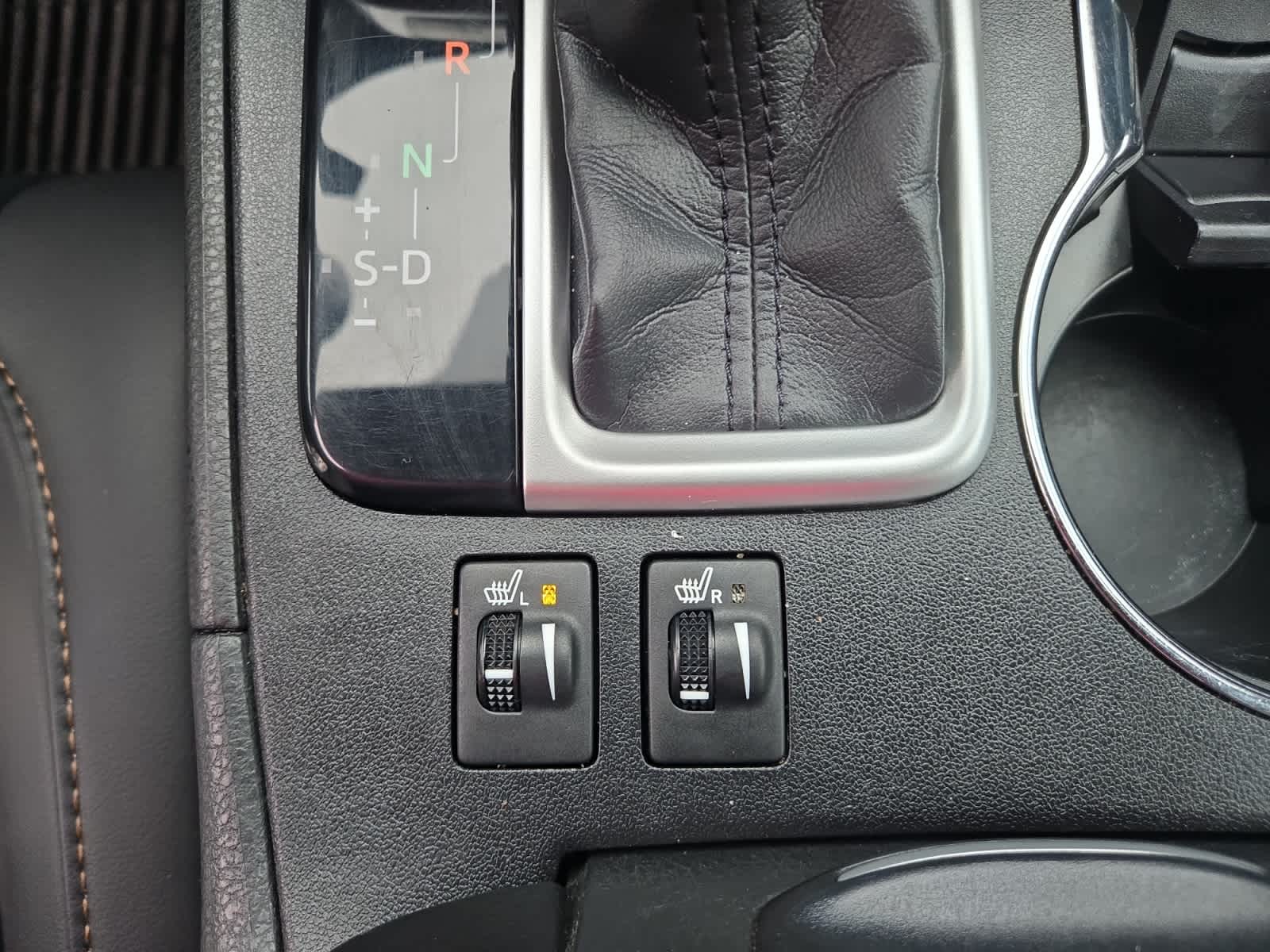 used 2019 Toyota Highlander car, priced at $29,998