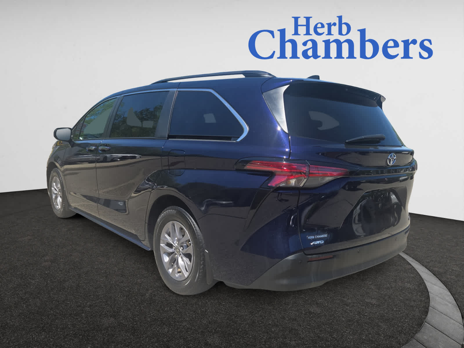 used 2022 Toyota Sienna car, priced at $43,998