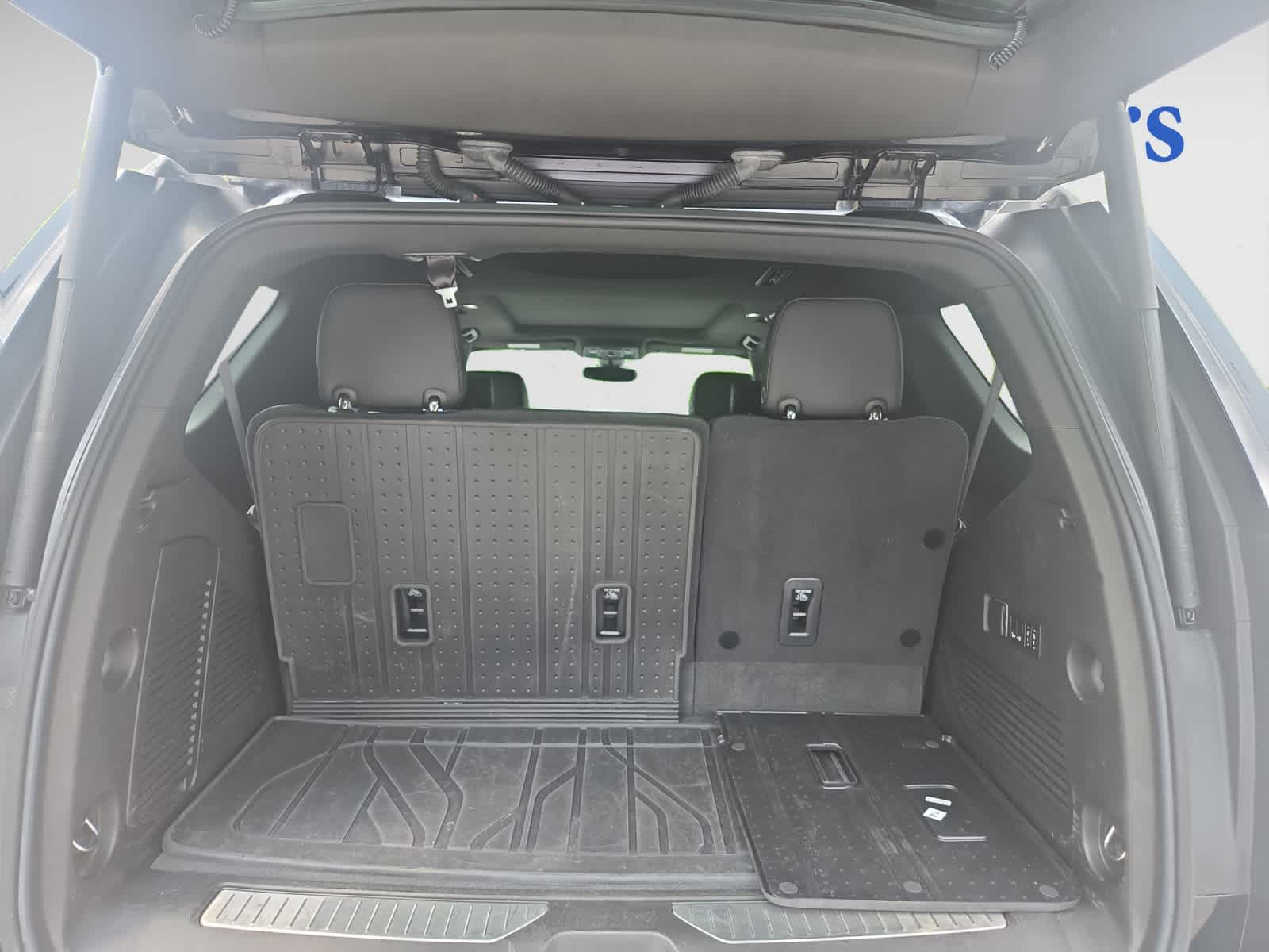 used 2021 Chevrolet Tahoe car, priced at $59,998